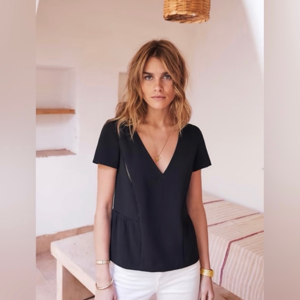 Sezane Amanda Black V-Neck Top